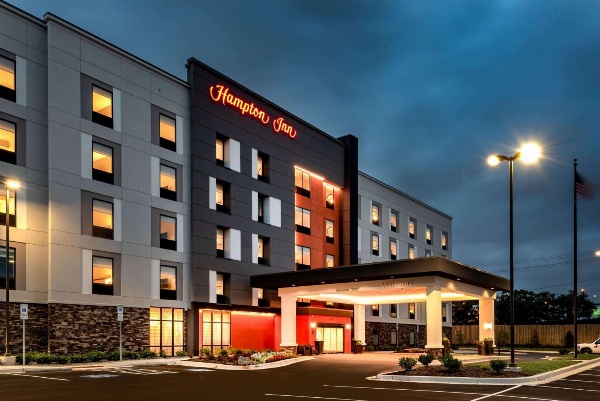 Hampton Inn Baltimore Bayview Campus image 1