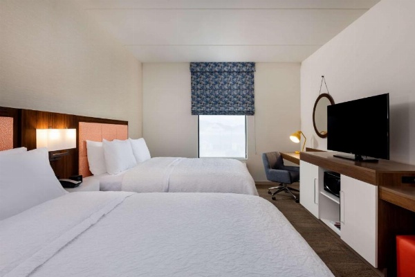 Hampton Inn Baltimore Bayview Campus image 20